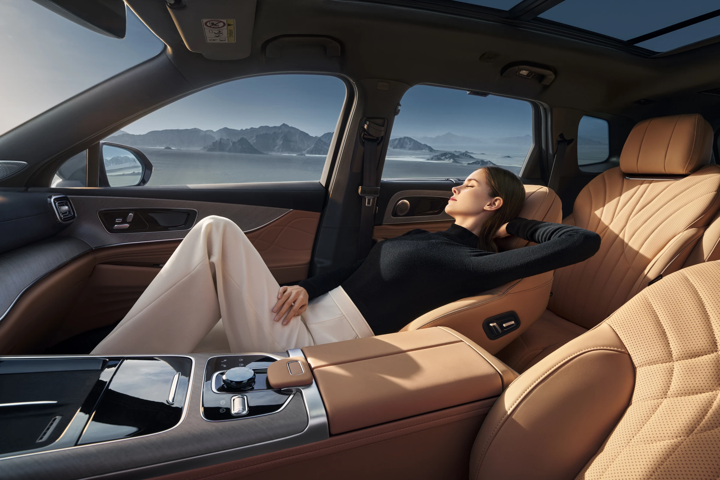 Zero-Gravity Seats with Nappa Leather & 8 Massage Modes